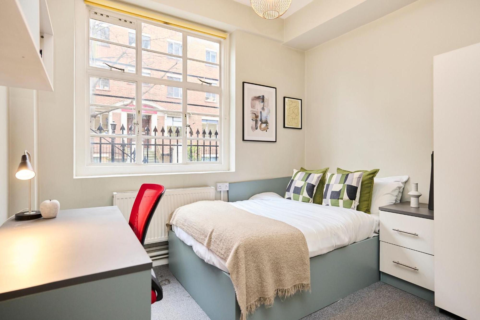 Louise House Hostel Londen Buitenkant foto