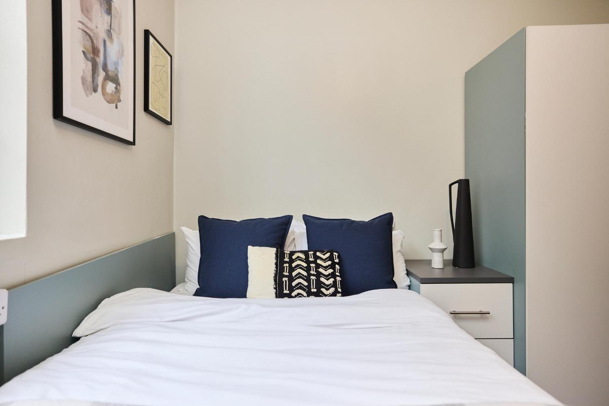 Louise House Hostel Londen Buitenkant foto